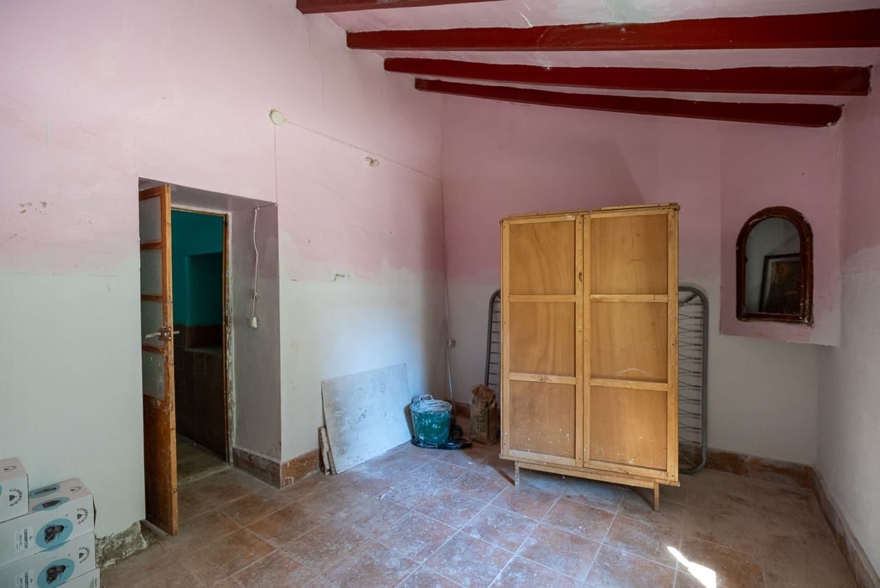 8 soverom Finca/Herregård til salgs i Yecla med svømmebasseng - € 99 000 (Ref: 7775549)