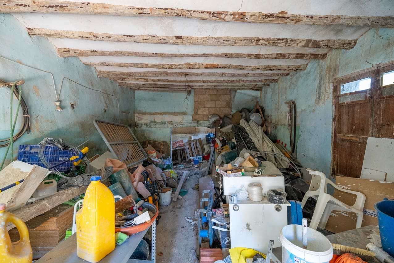 8 soverom Finca/Herregård til salgs i Yecla med svømmebasseng - € 99 000 (Ref: 7775549)