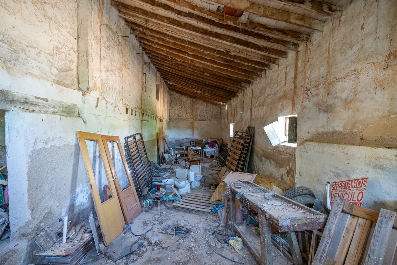 8 soverom Finca/Herregård til salgs i Yecla med svømmebasseng - € 99 000 (Ref: 7775549)