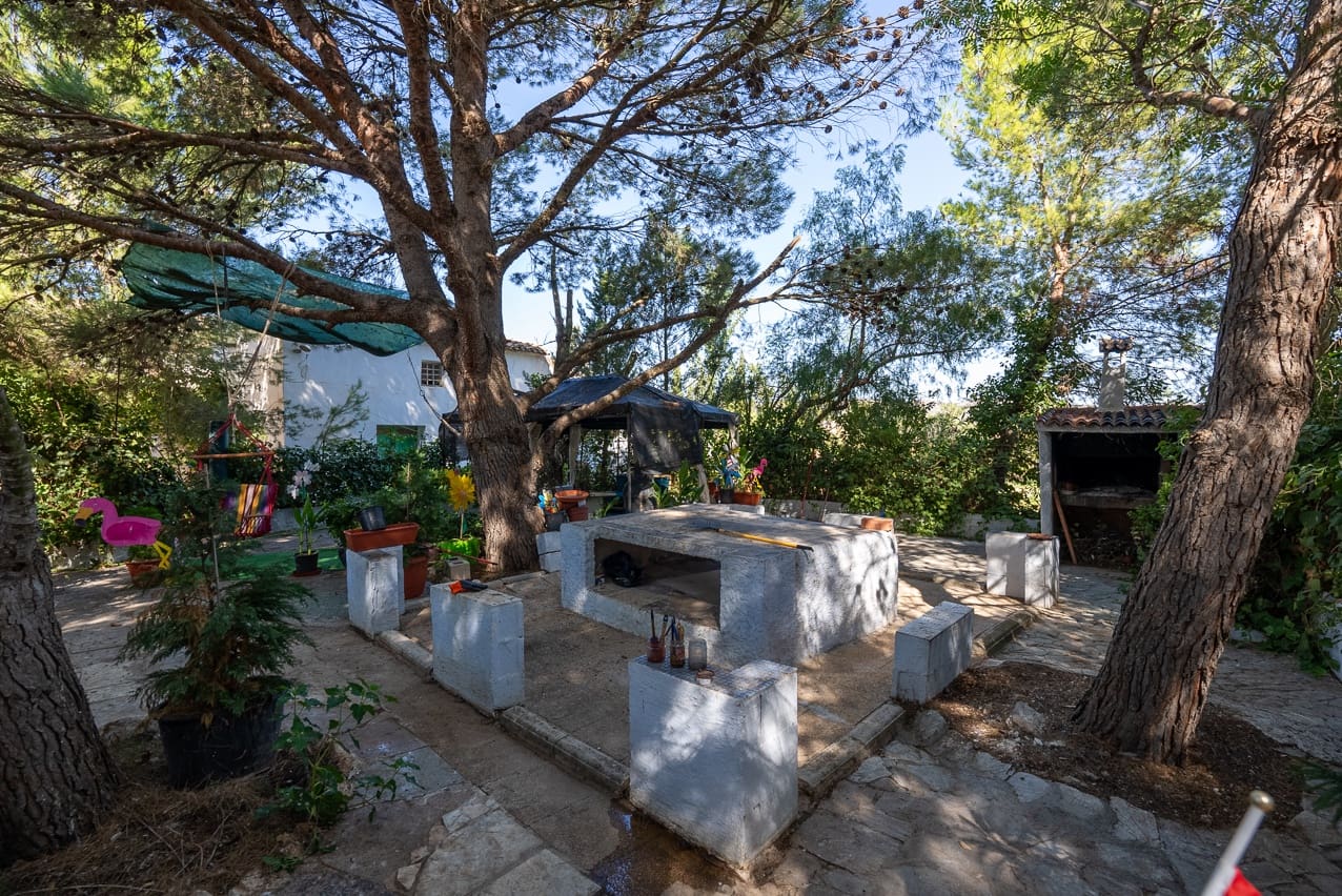 8 soverom Finca/Herregård til salgs i Yecla med svømmebasseng - € 99 000 (Ref: 7775549)