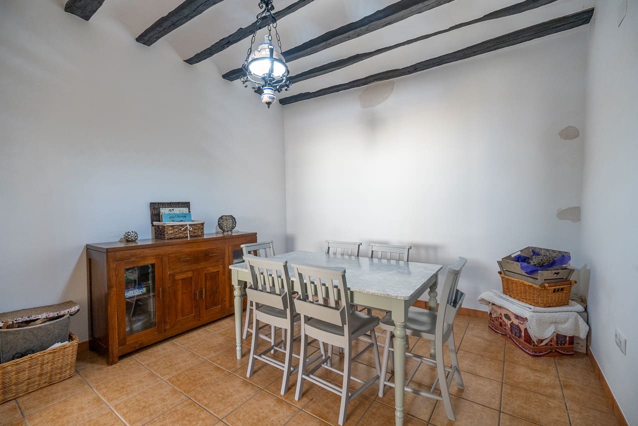 6 quarto Quinta/Casa Rural para venda em Pinoso com piscina - 349 950 € (Ref: 7775550)