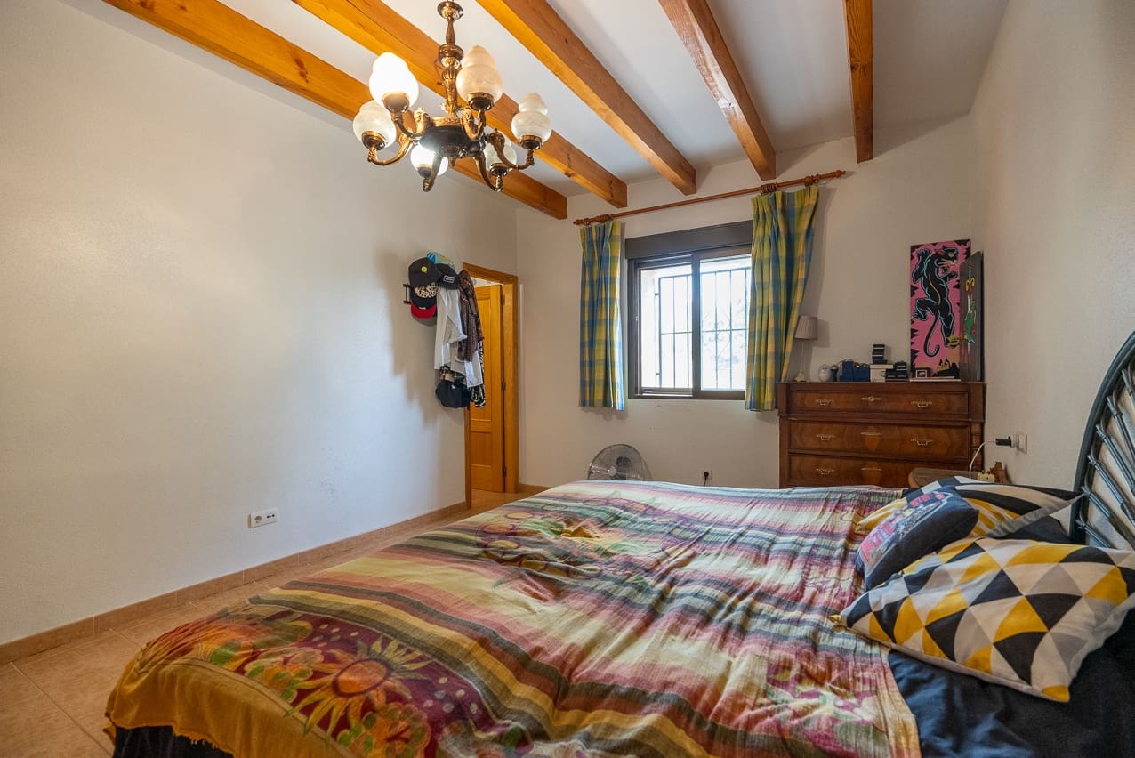 6 quarto Quinta/Casa Rural para venda em Pinoso com piscina - 349 950 € (Ref: 7775550)