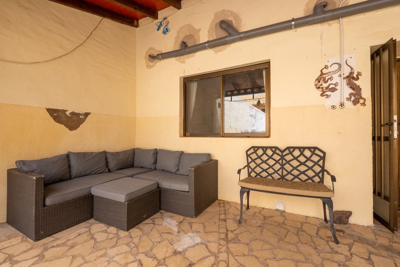 6 bedroom Finca/Country House for sale in Pinoso with pool - € 299,950 (Ref: 7775550)