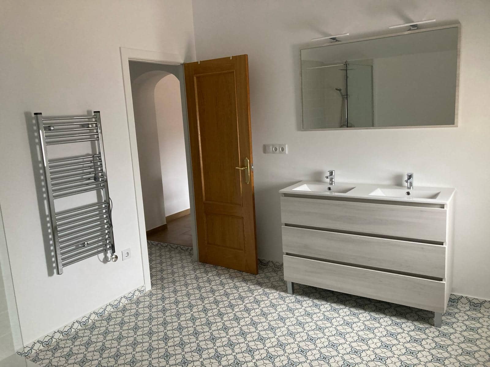 6 bedroom Finca/Country House for sale in Pinoso with pool - € 299,950 (Ref: 7775550)