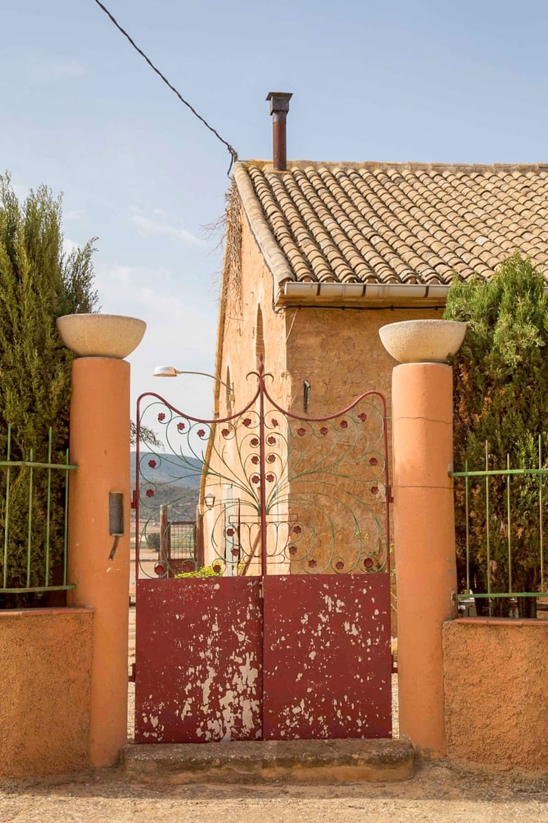 4 sypialnia Finka/Dom wiejski na sprzedaż w Yecla z basenem - 175 000 € (Ref: 7849926)