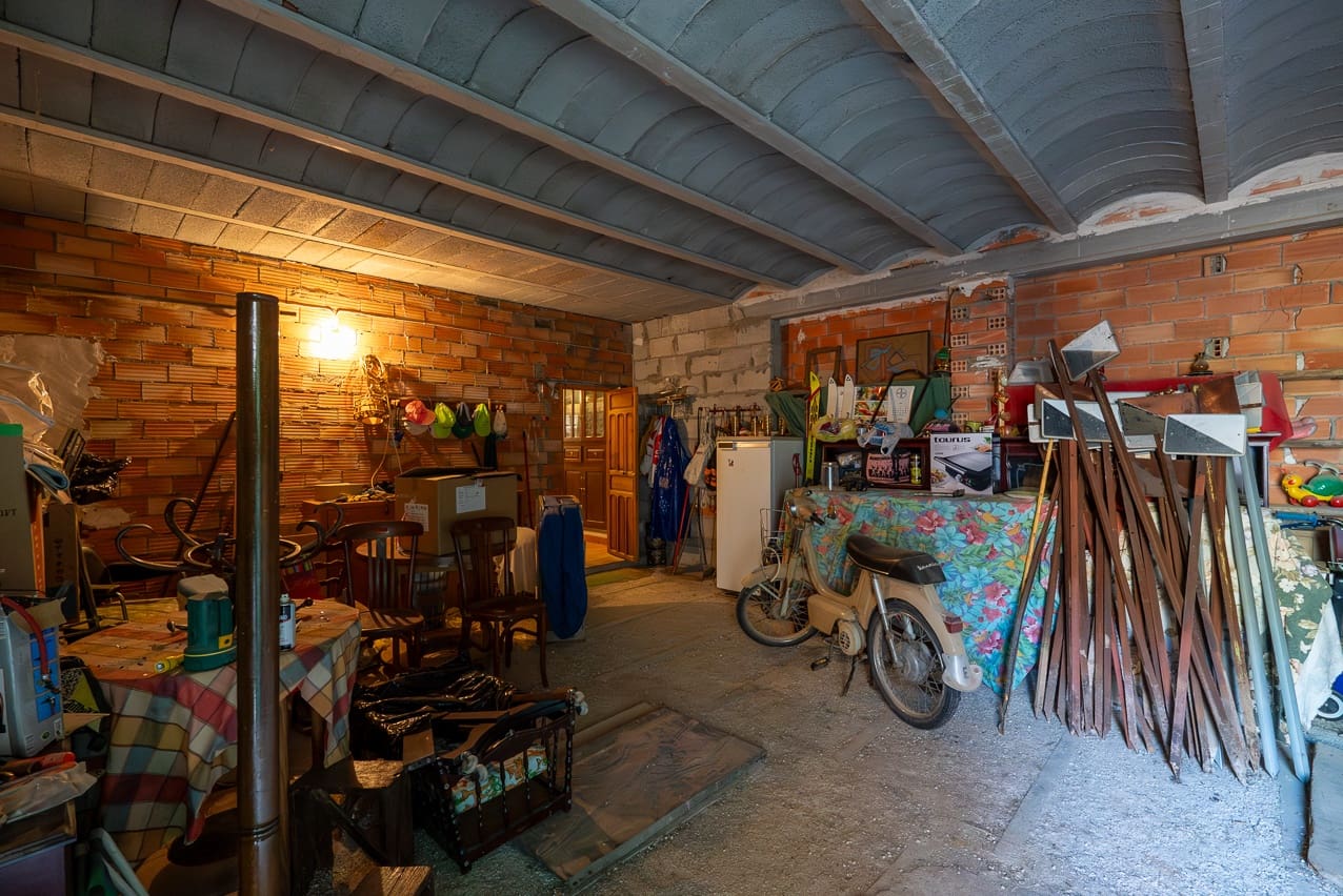 4 sypialnia Finka/Dom wiejski na sprzedaż w Yecla z basenem - 175 000 € (Ref: 7849926)