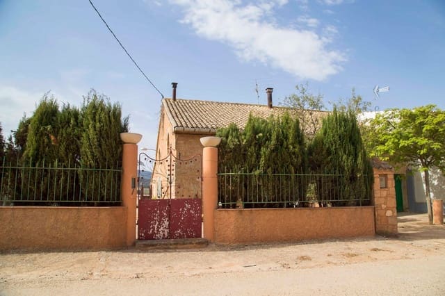 4 soverom Finca/Herregård til salgs i Yecla med svømmebasseng - € 175 000 (Ref: 7849926)