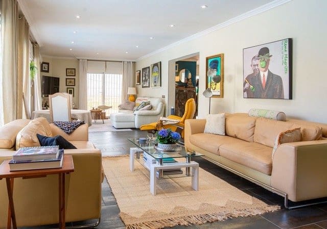 4 bedroom Villa for sale in Algorfa with pool - € 770,000 (Ref: 7863871)
