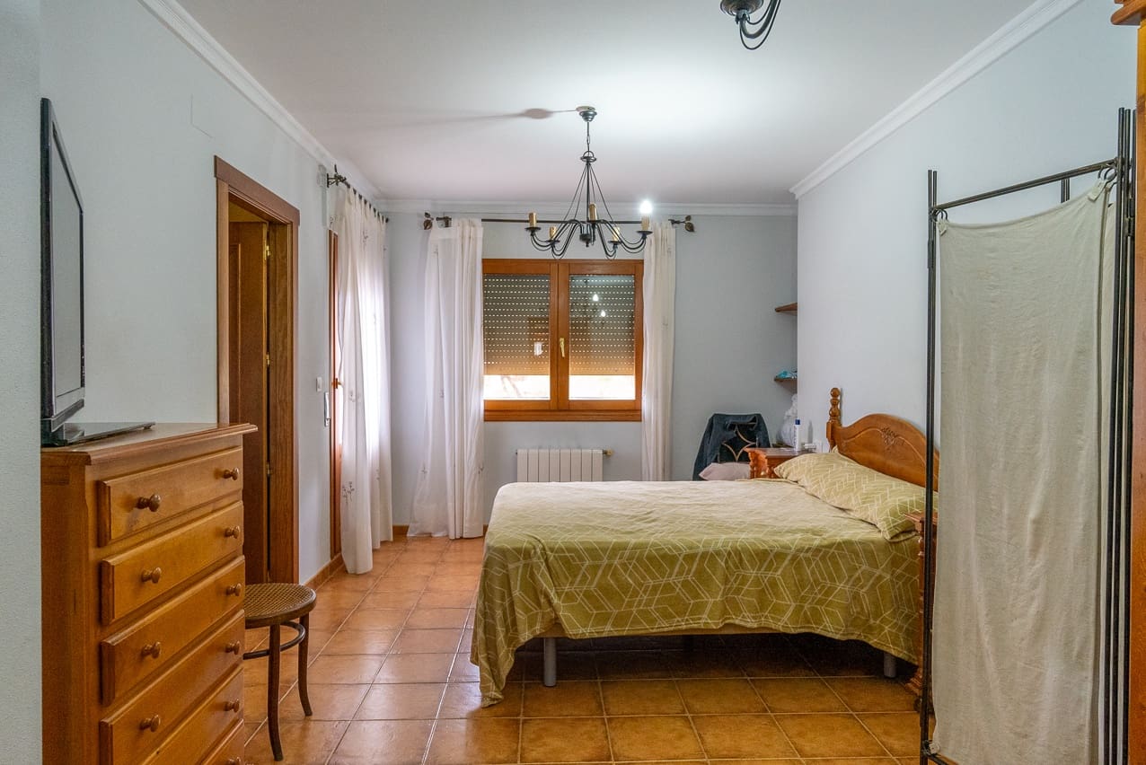 5 soverom Hus til salgs i Pinoso med svømmebasseng - € 350 000 (Ref: 7878625)