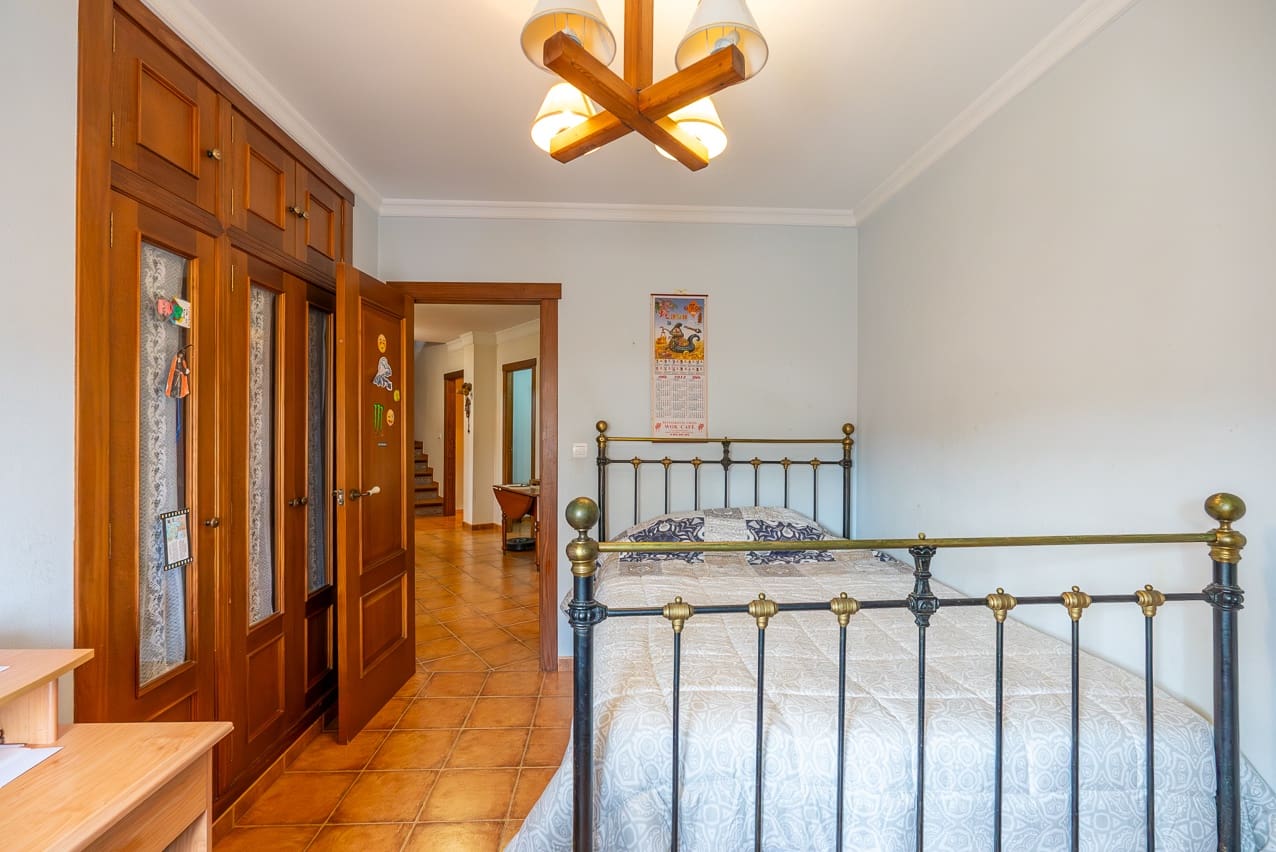 5 soverom Hus til salgs i Pinoso med svømmebasseng - € 350 000 (Ref: 7878625)