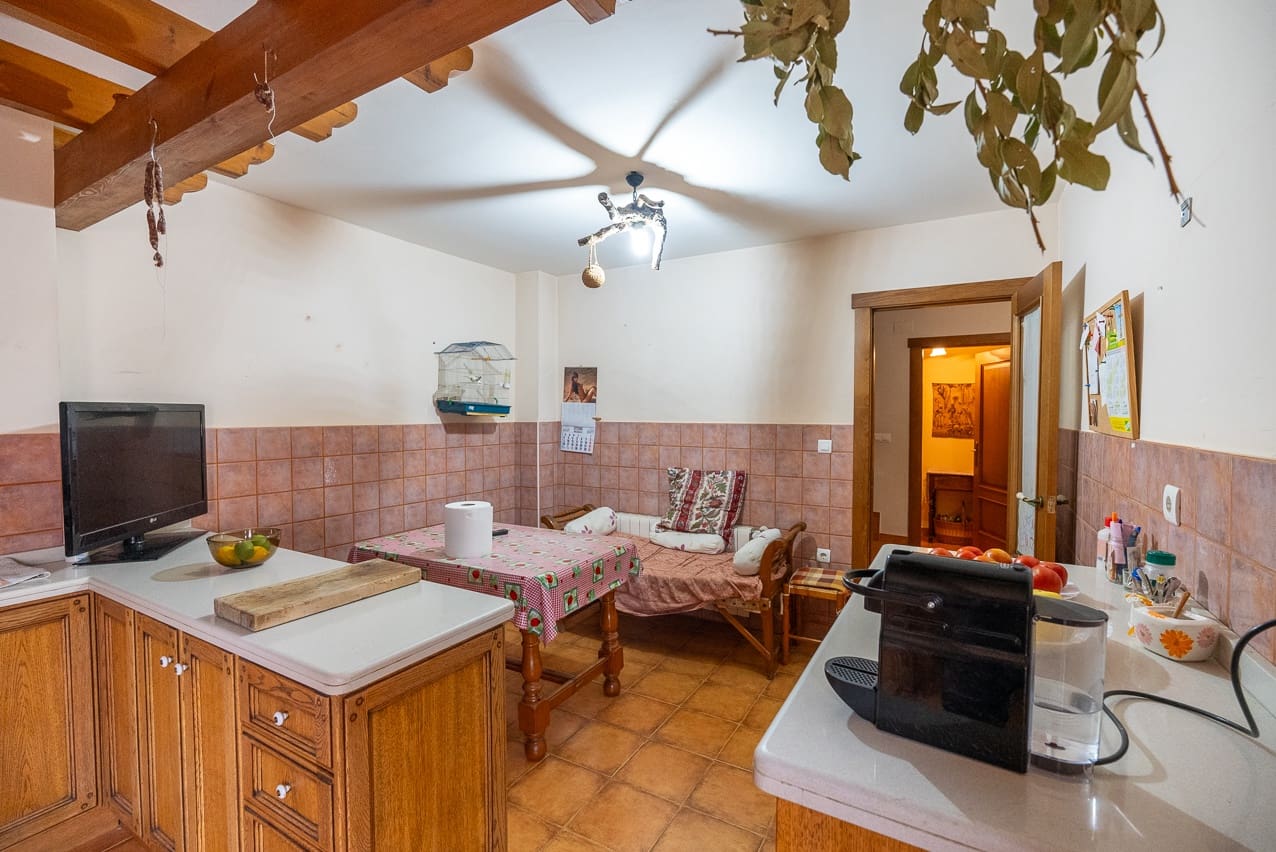 5 soverom Hus til salgs i Pinoso med svømmebasseng - € 350 000 (Ref: 7878625)