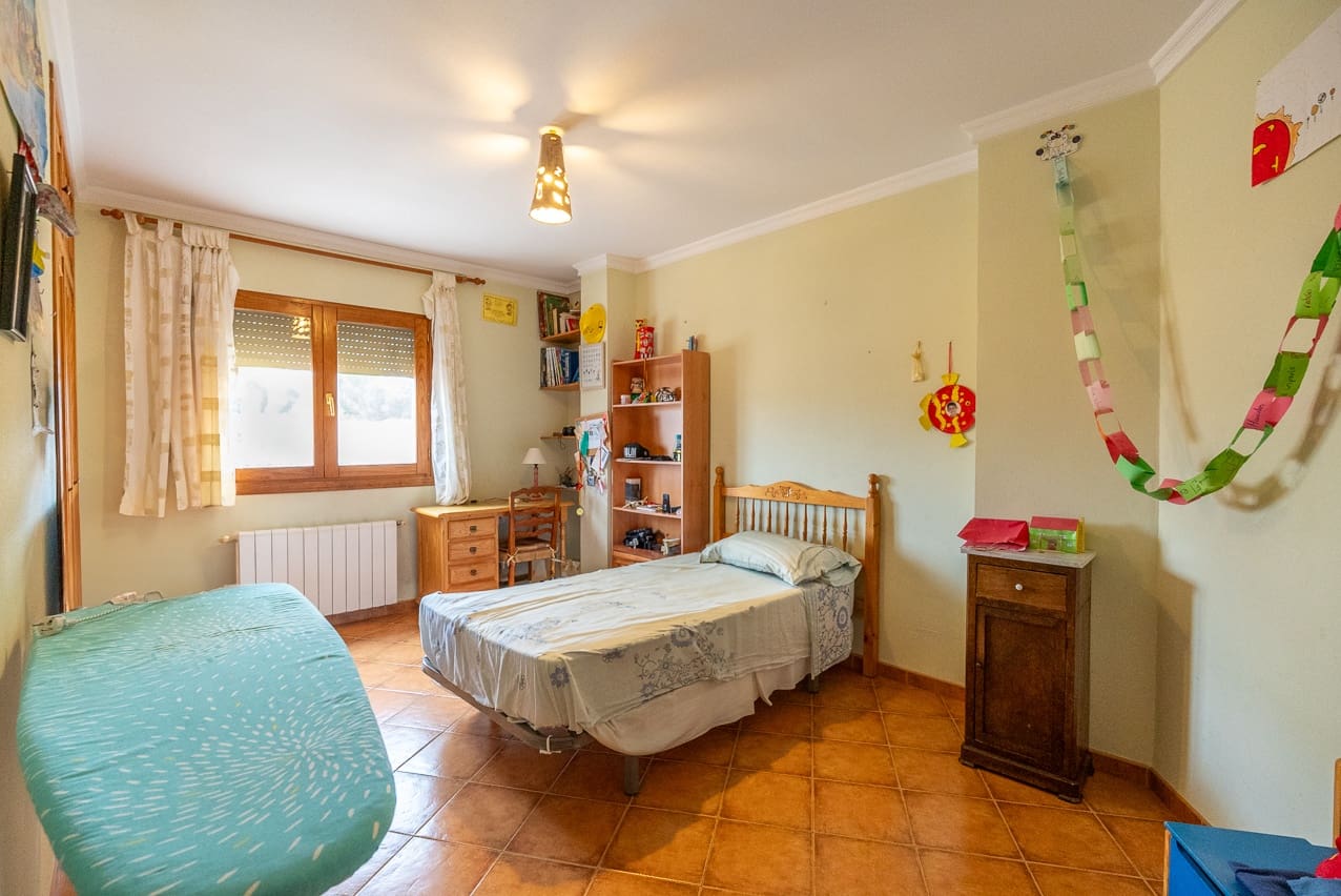 5 soverom Hus til salgs i Pinoso med svømmebasseng - € 350 000 (Ref: 7878625)