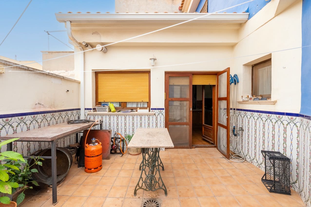 5 soverom Hus til salgs i Pinoso med svømmebasseng - € 350 000 (Ref: 7878625)