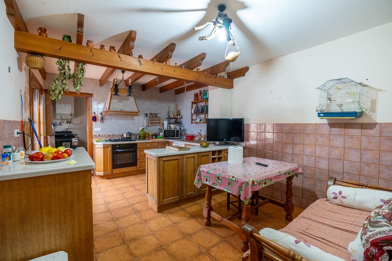 5 soverom Hus til salgs i Pinoso med svømmebasseng - € 350 000 (Ref: 7878625)