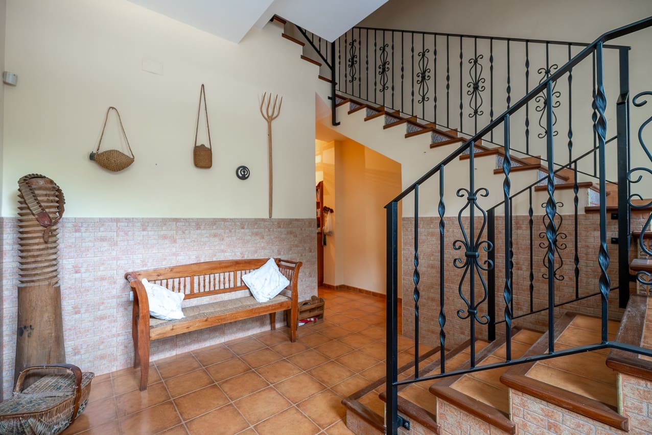 5 soverom Hus til salgs i Pinoso med svømmebasseng - € 350 000 (Ref: 7878625)