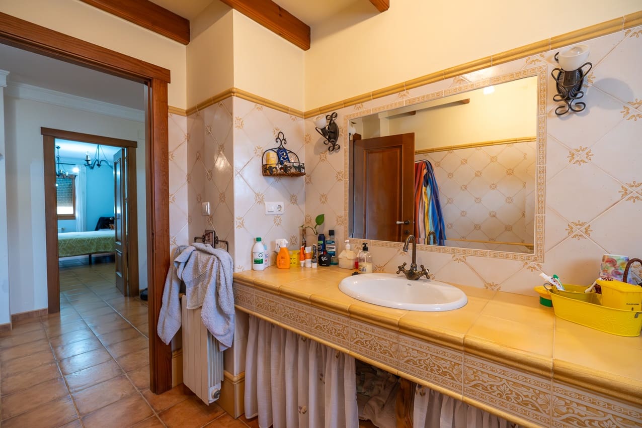 5 soverom Hus til salgs i Pinoso med svømmebasseng - € 350 000 (Ref: 7878625)