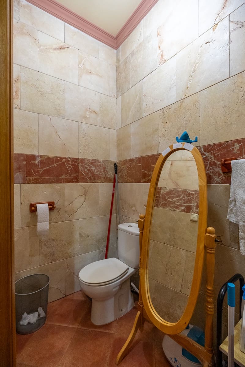 5 soverom Hus til salgs i Pinoso med svømmebasseng - € 350 000 (Ref: 7878625)