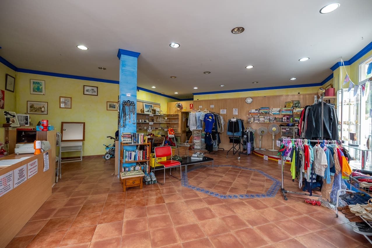 5 soverom Hus til salgs i Pinoso med svømmebasseng - € 350 000 (Ref: 7878625)