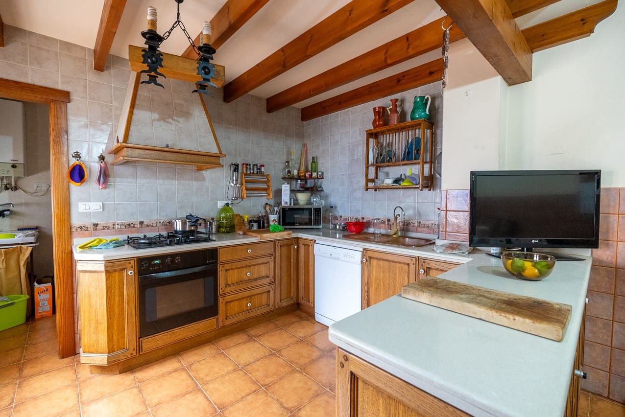 5 soverom Hus til salgs i Pinoso med svømmebasseng - € 350 000 (Ref: 7878625)