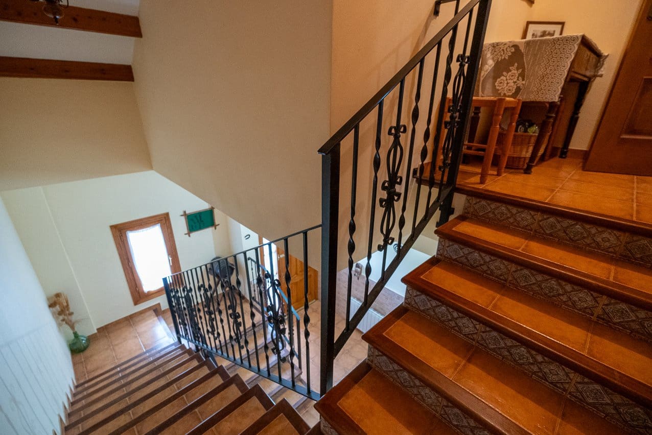 5 bedroom Townhouse for sale in Pinoso with pool - € 350,000 (Ref: 7878625)