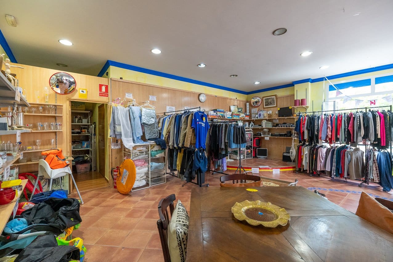 5 bedroom Townhouse for sale in Pinoso with pool - € 350,000 (Ref: 7878625)