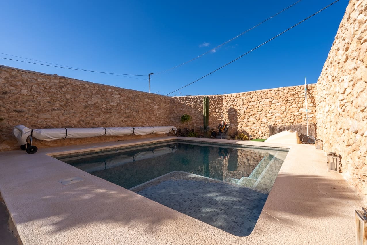 5 sypialnia Finka/Dom wiejski na sprzedaż w Jumilla z basenem - 319 000 € (Ref: 7905209)