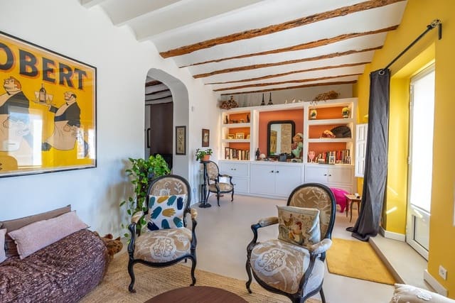 5 soveværelse Finca/Landehus til salg i Jumilla med swimmingpool - € 298.000 (Ref: 7905209)