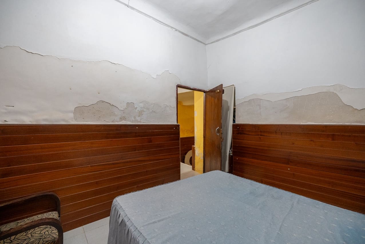 4 soveværelse Finca/Landehus til salg i Encebras med swimmingpool - € 70.000 (Ref: 7929043)