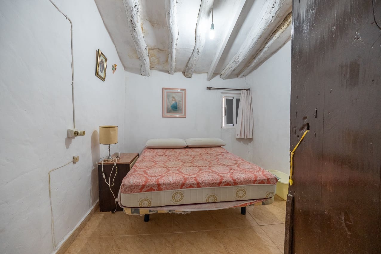 4 soveværelse Finca/Landehus til salg i Encebras med swimmingpool - € 70.000 (Ref: 7929043)