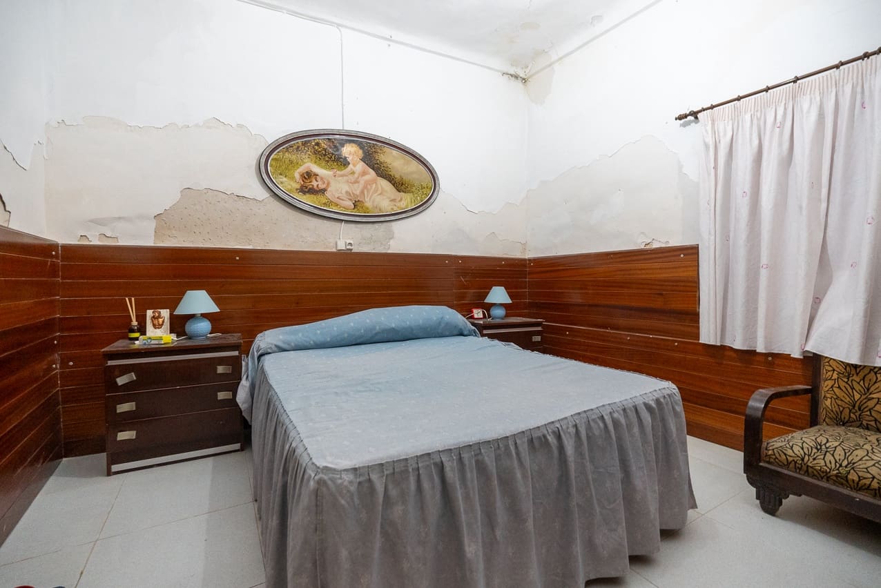 4 soveværelse Finca/Landehus til salg i Encebras med swimmingpool - € 70.000 (Ref: 7929043)