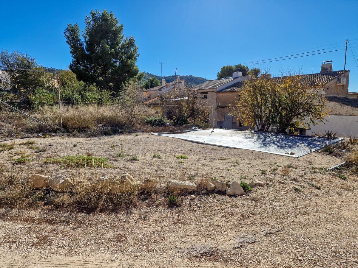 4 slaapkamer Finca/Landhuis te koop in Encebras met zwembad - € 70.000 (Ref: 7929043)