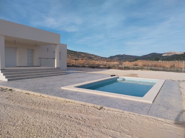3 bedroom Villa for sale in Pinoso with pool - € 285,000 (Ref: 7951251)