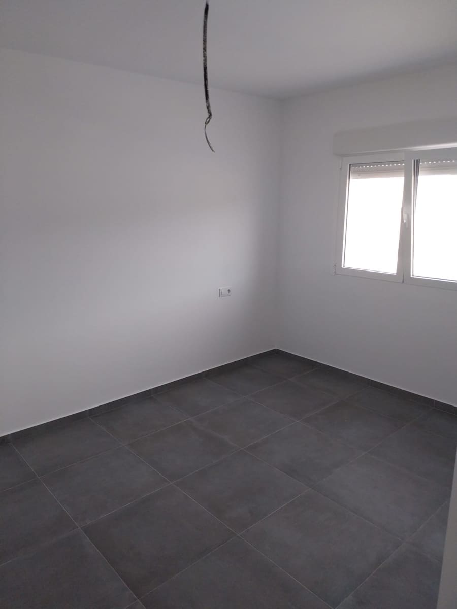 3 bedroom Villa for sale in Pinoso with pool - € 285,000 (Ref: 7951251)