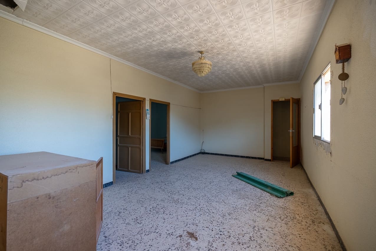 5 soveværelse Byhus til salg i L'Alguena / Alguenya med swimmingpool - € 89.950 (Ref: 7954313)