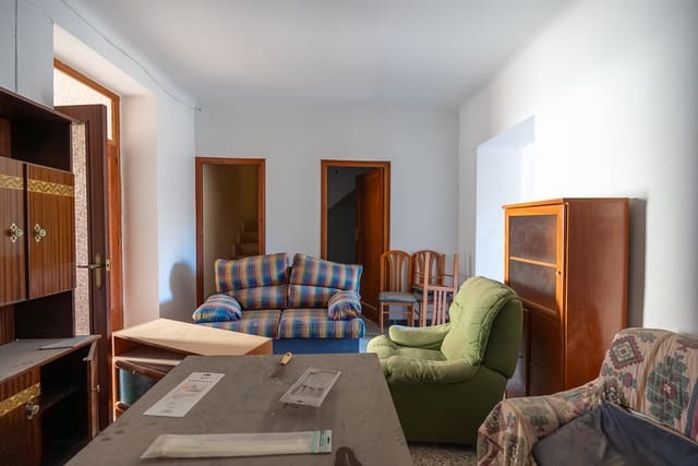 5 bedroom Townhouse for sale in L'Algueña / Alguenya with pool - € 89,950 (Ref: 7954313)