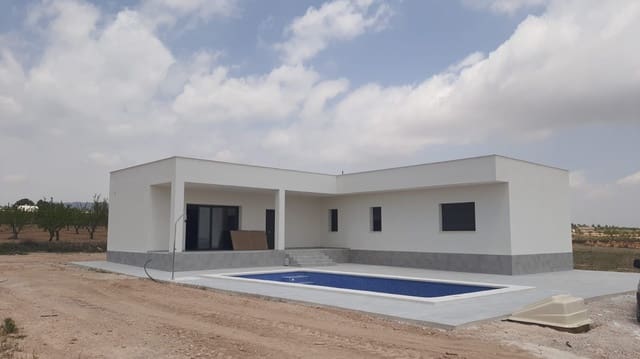 3 Zimmer Villa zu verkaufen in Pinoso mit Pool - 345.000 € (Ref: 7954314)