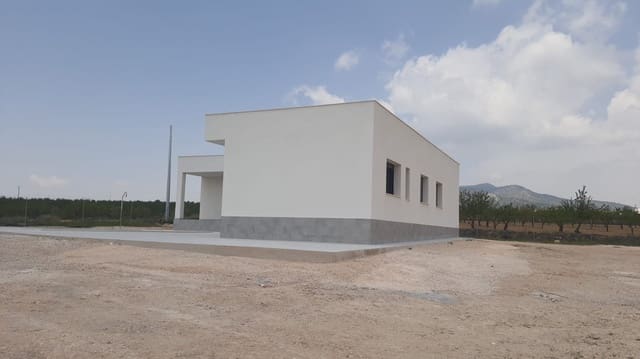 3 Zimmer Villa zu verkaufen in Pinoso mit Pool - 345.000 € (Ref: 7954314)