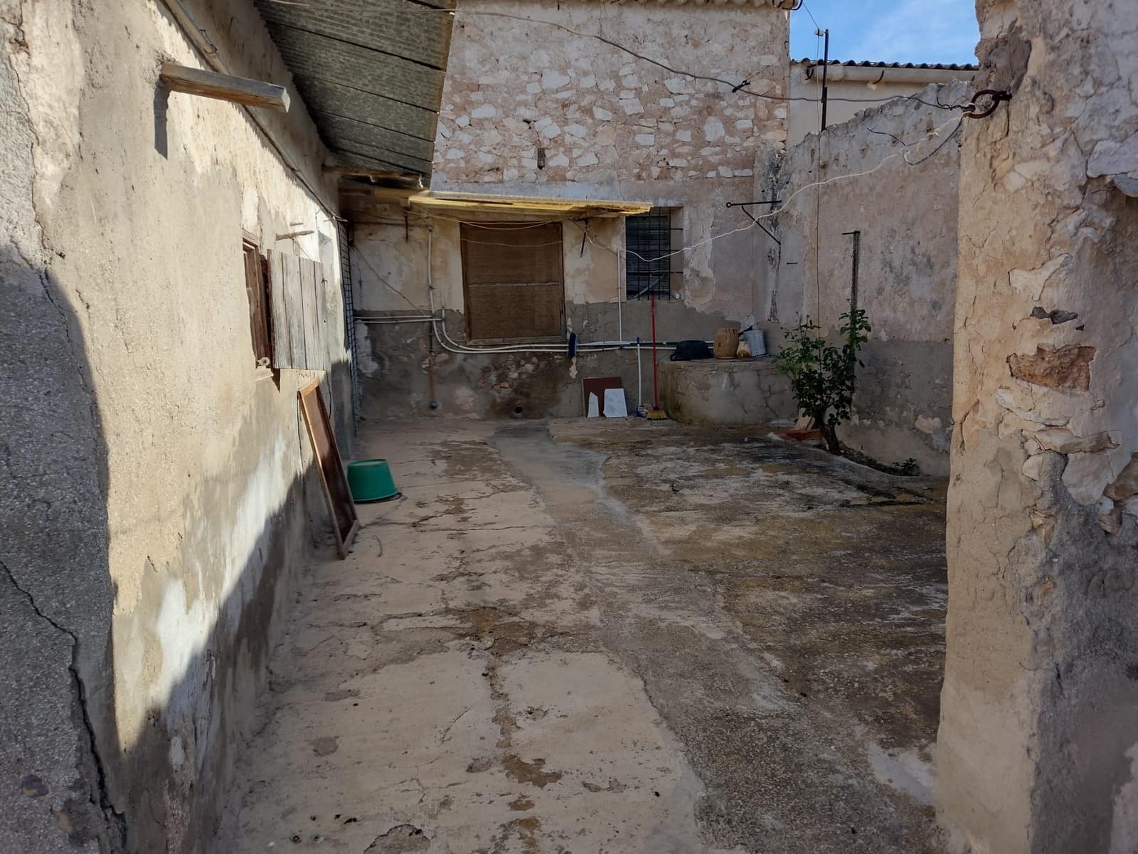 5 soveværelse Finca/Landehus til salg i Jumilla med swimmingpool - € 90.000 (Ref: 7978941)