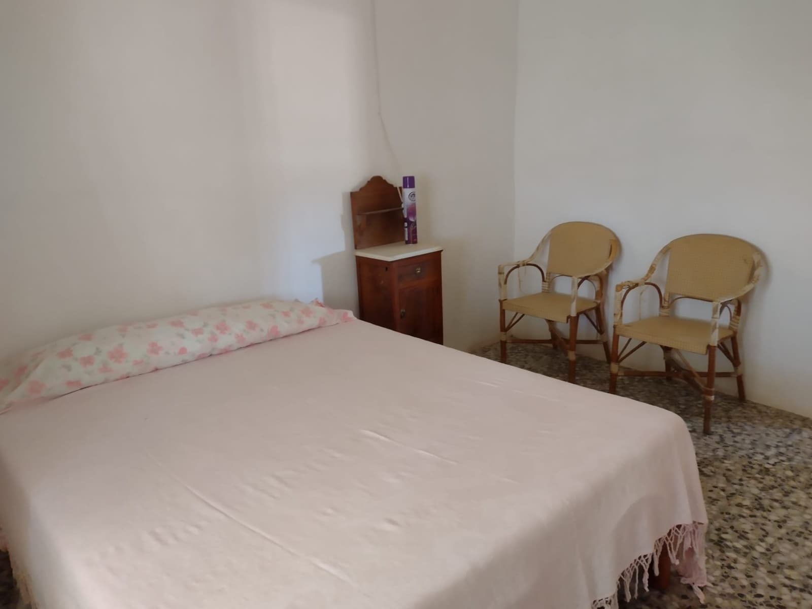 5 soveværelse Finca/Landehus til salg i Jumilla med swimmingpool - € 90.000 (Ref: 7978941)