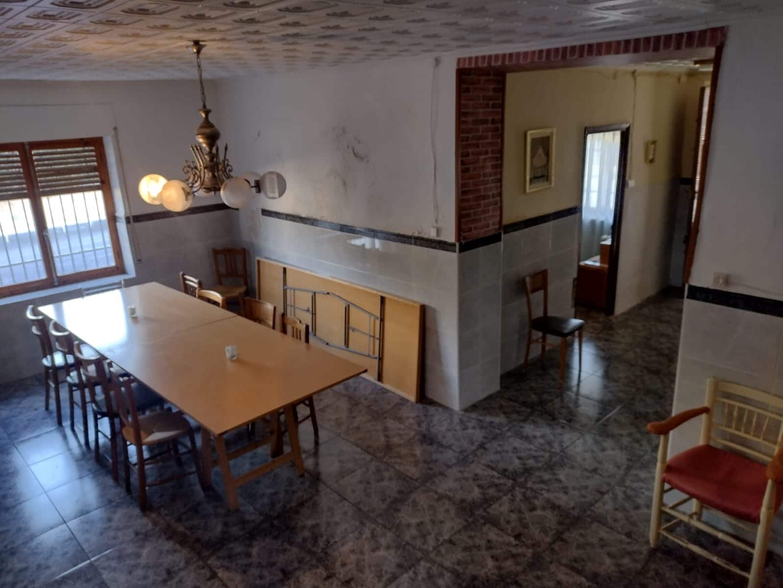 5 soveværelse Finca/Landehus til salg i Jumilla med swimmingpool - € 90.000 (Ref: 7978941)