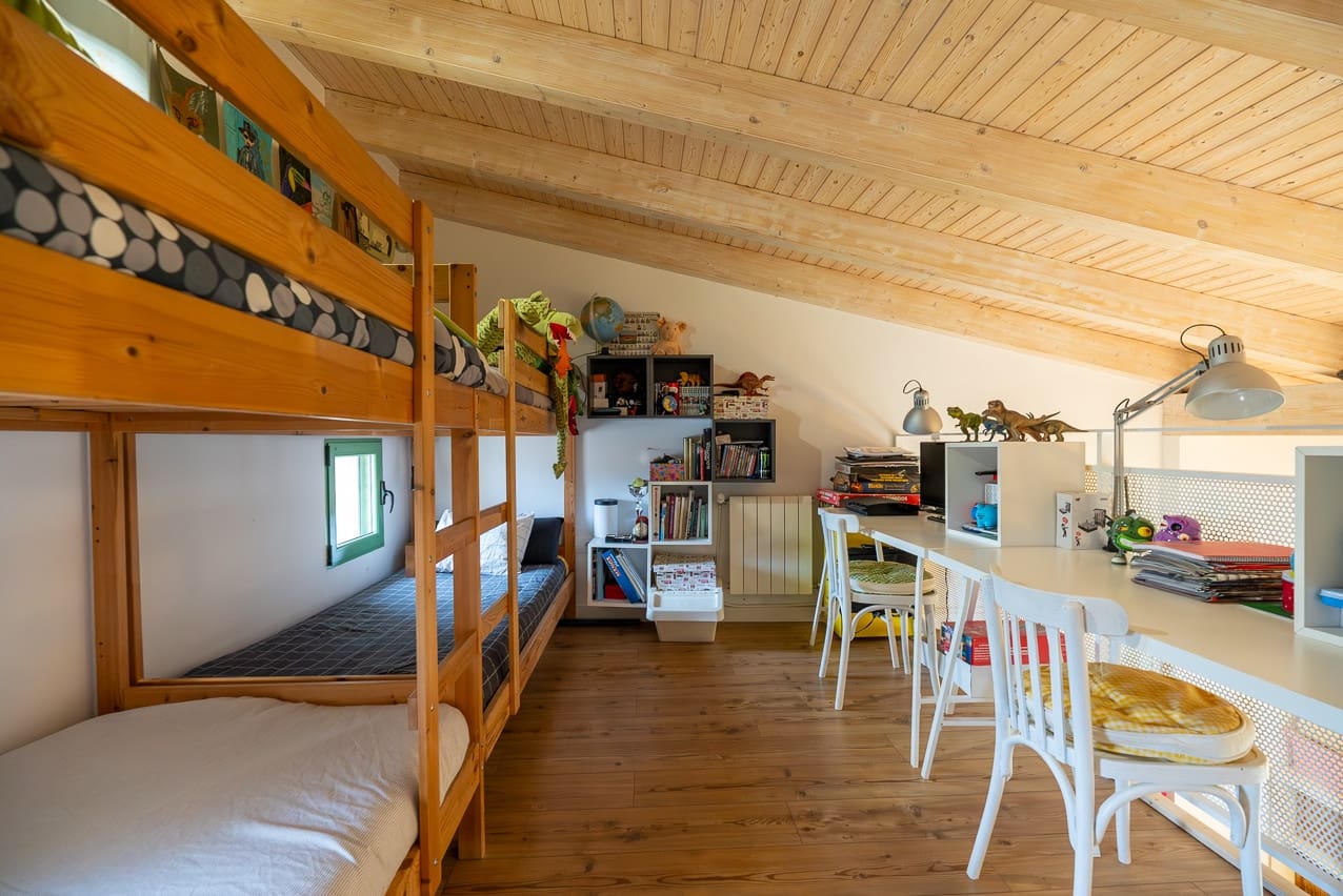 3 soveværelse Finca/Landehus til salg i Pinoso med swimmingpool - € 149.000 (Ref: 8012855)