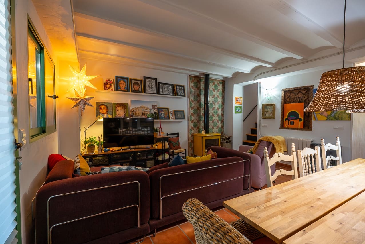 3 soveværelse Finca/Landehus til salg i Pinoso med swimmingpool - € 149.000 (Ref: 8012855)