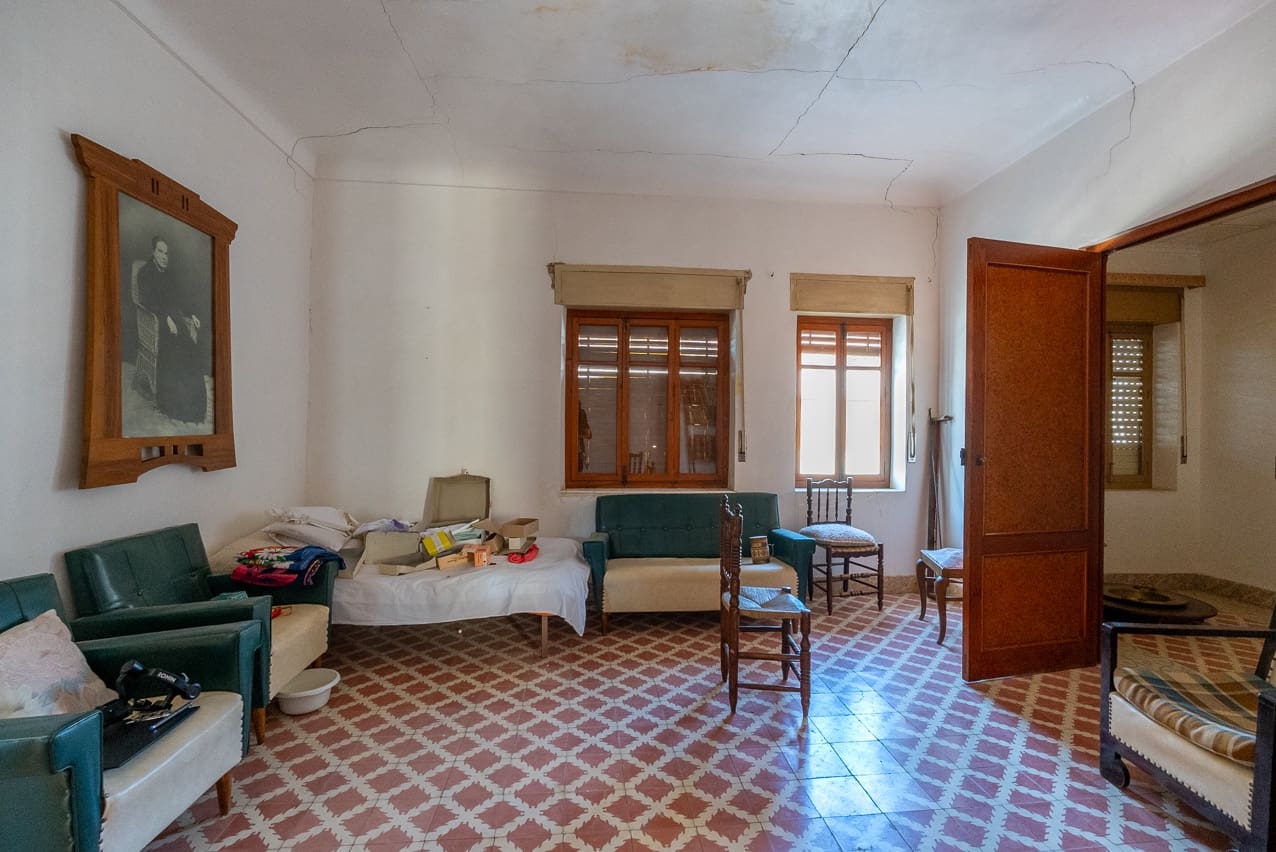 6 soverom Hus til salgs i Pinoso med svømmebasseng - € 139 950 (Ref: 8026567)