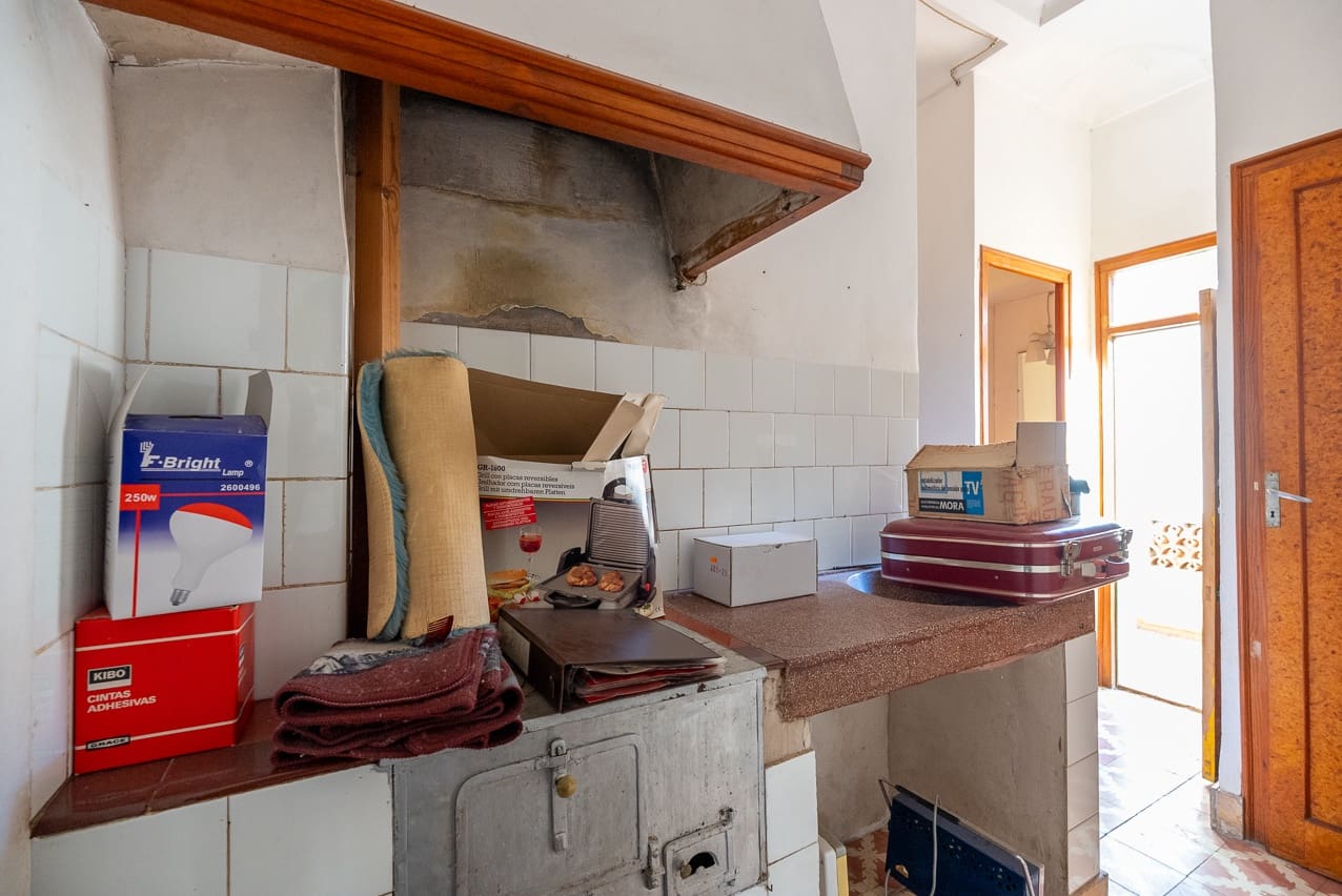 6 soverom Hus til salgs i Pinoso med svømmebasseng - € 139 950 (Ref: 8026567)