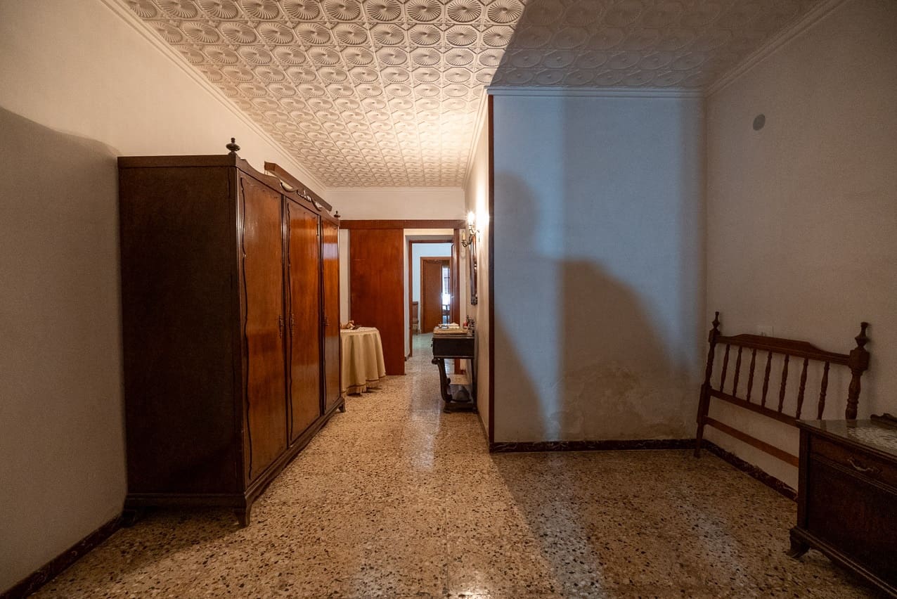 6 soverom Hus til salgs i Pinoso med svømmebasseng - € 139 950 (Ref: 8026567)