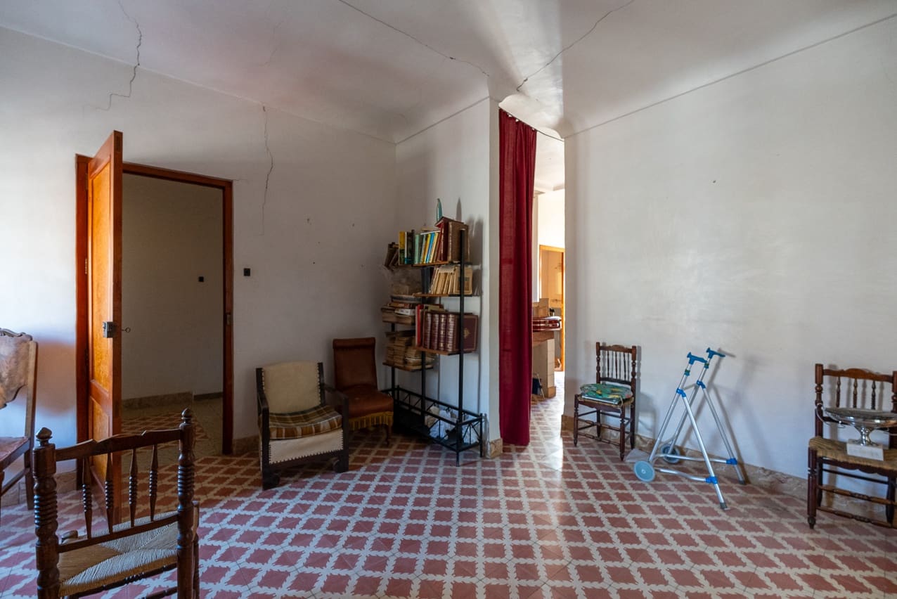 6 soverom Hus til salgs i Pinoso med svømmebasseng - € 139 950 (Ref: 8026567)