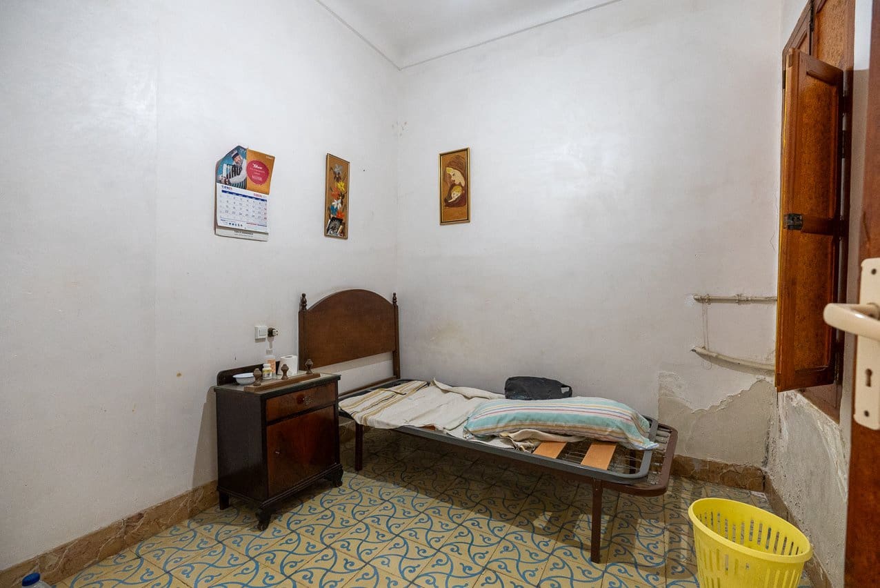 6 soverom Hus til salgs i Pinoso med svømmebasseng - € 139 950 (Ref: 8026567)