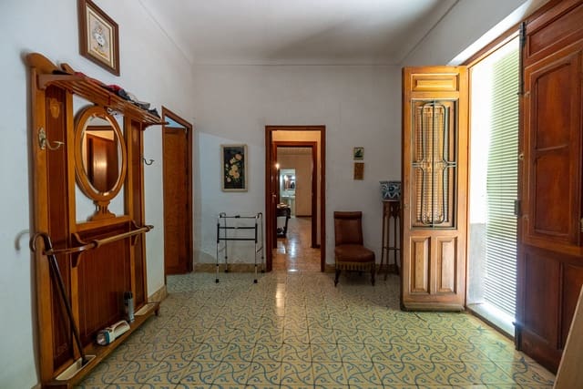 6 chambre Maison de Ville à vendre à Pinoso avec piscine - 139 950 € (Ref: 8026567)