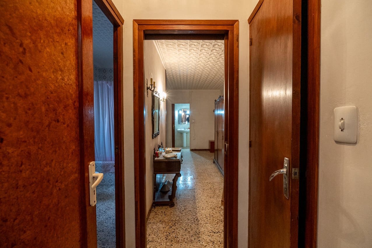 6 soverom Hus til salgs i Pinoso med svømmebasseng - € 139 950 (Ref: 8026567)