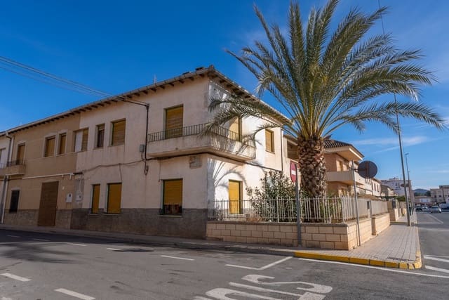 6 chambre Maison de Ville à vendre à Pinoso avec piscine - 139 950 € (Ref: 8026567)